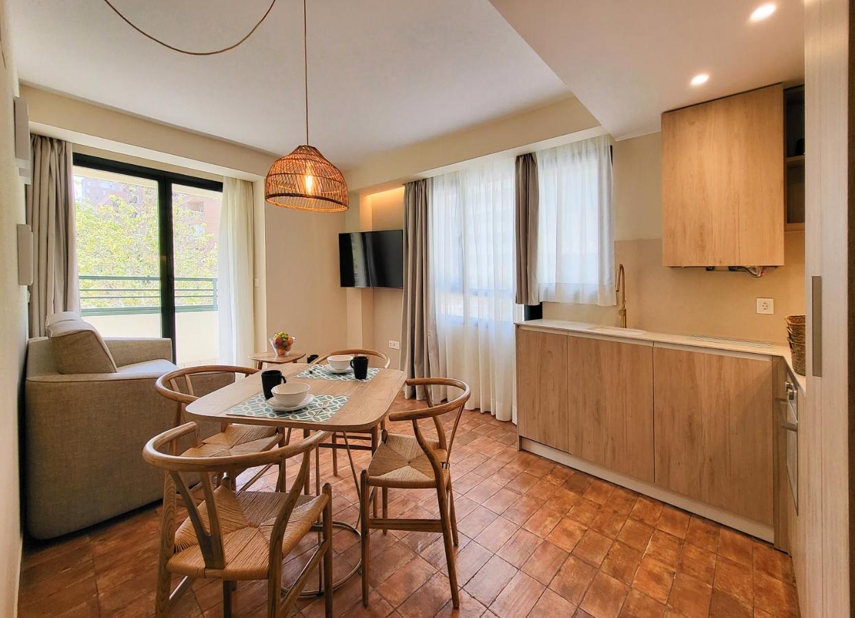 Apartamentos Las Ciencias C Валенсия Экстерьер фото